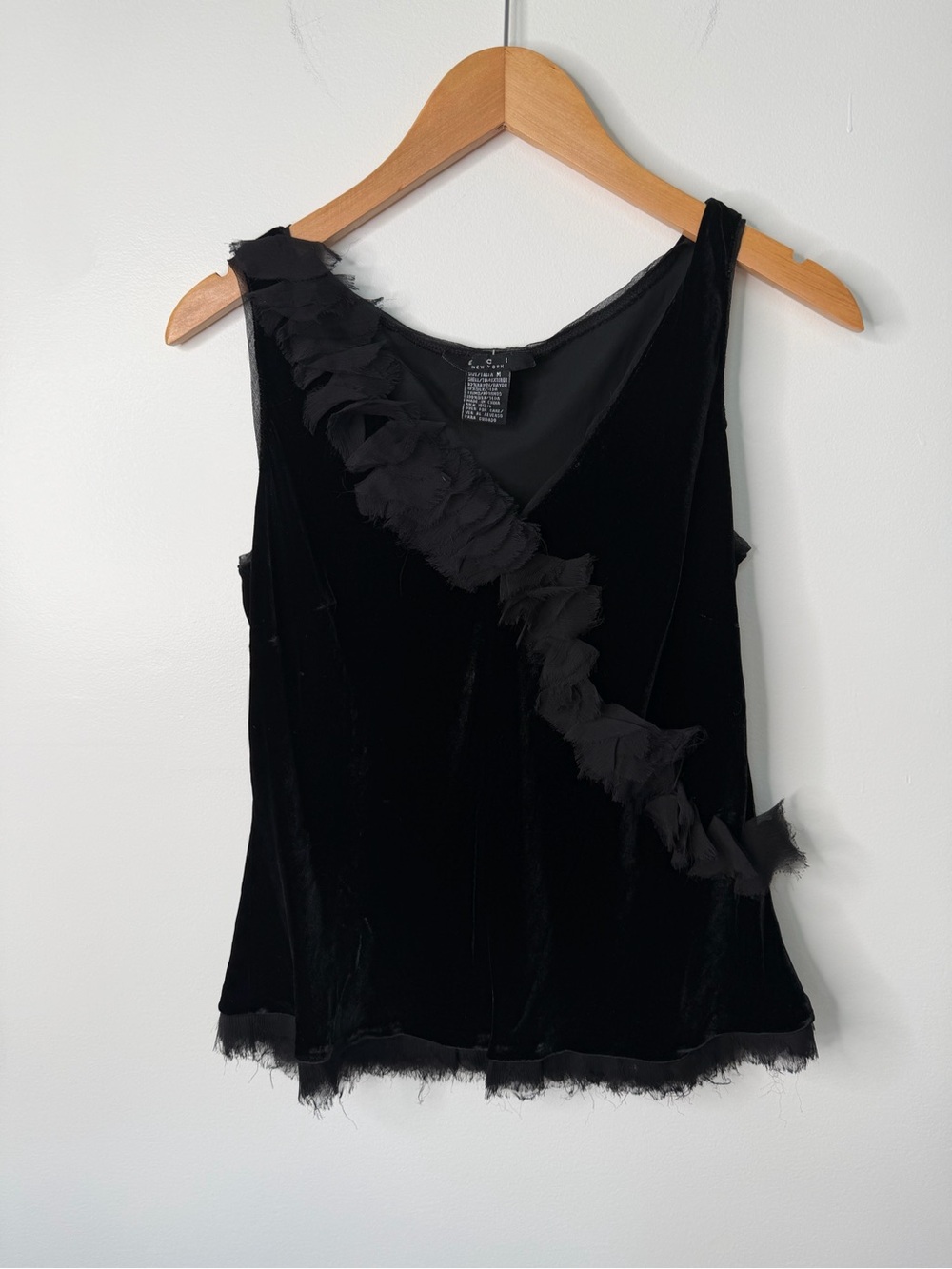 ECI New York Black Silk Velvet Ruffle Trim Sleeveless Y2K Evening Top Size M